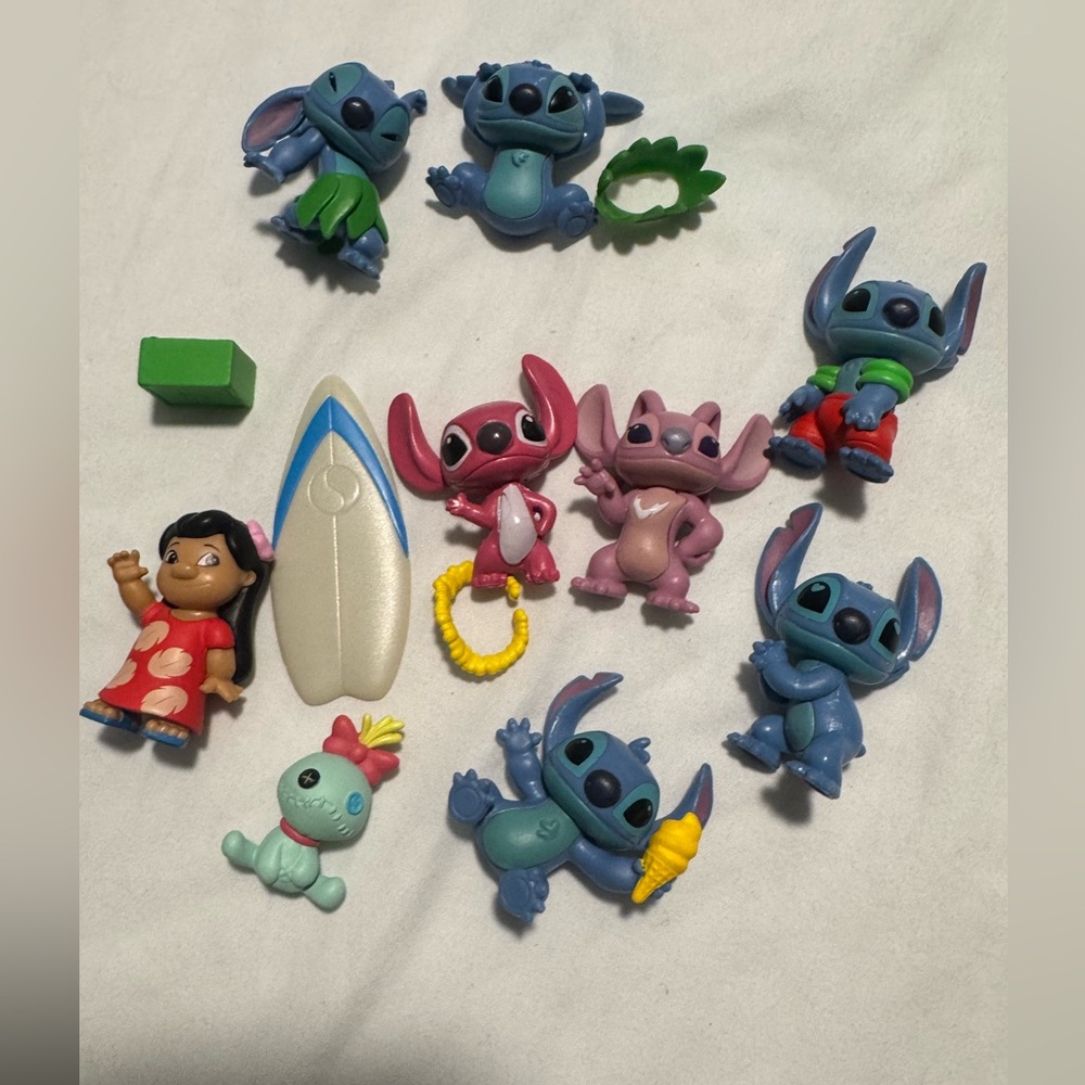 Disney Store Lilo and stich mini figurines toys bundle